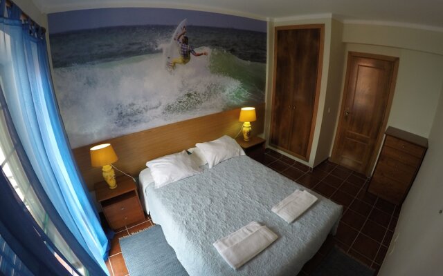 Supertubos Beach Hostel