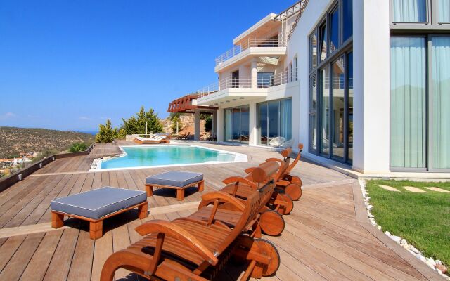 4 Bedroom Villa TakeOff in Anavyssos - BLG 69210