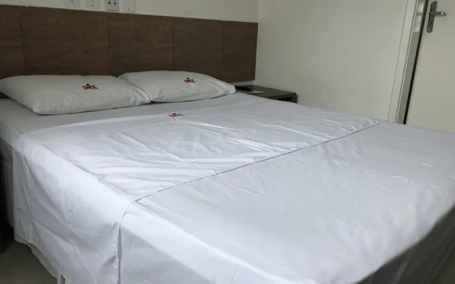 Hoteis e Turismo Itapoan Limitada (Hotel Praia Dourada
