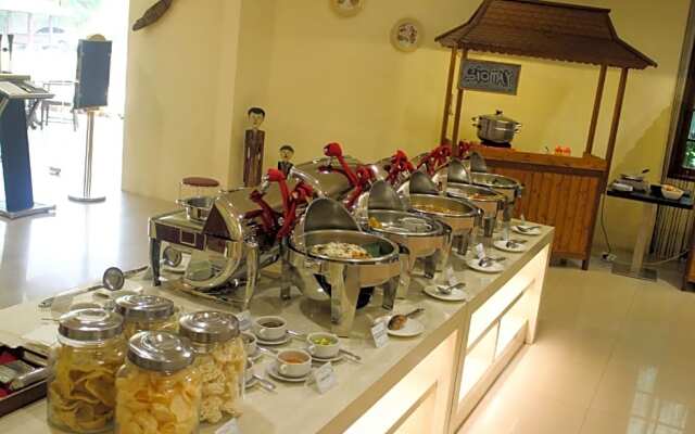 Narita Hotel Tangerang