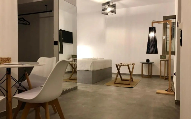Calme Suites Mani