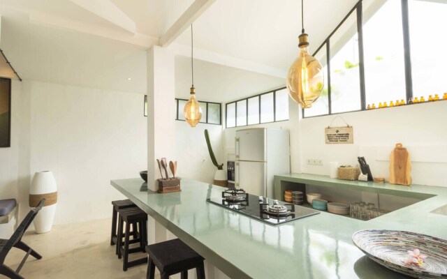 2 BR Modern Art Loft Canggu