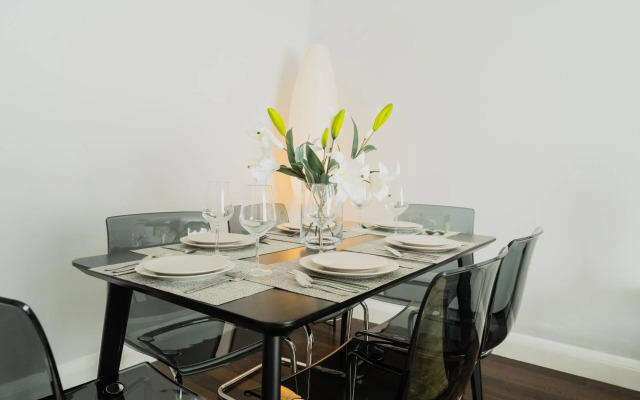 2-bedroom Apartment in Baker Street