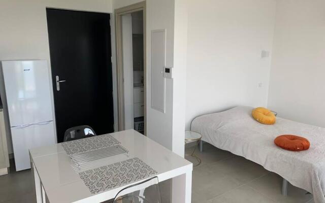 Studio au coeur du village de Poretto