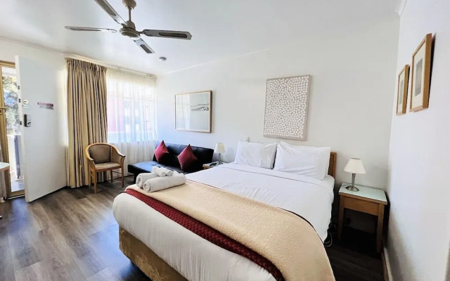 Unwind Glenelg Studio Apartment no 30