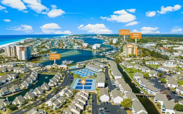 Sandpiper Cove Resort by Panhandle Getaways