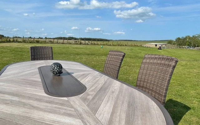 Birch Tree Lodge set in 3 Acres