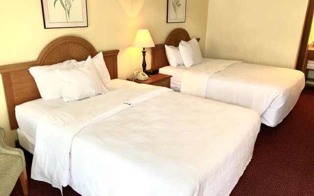 Honeysuckle Inn & Conference Center