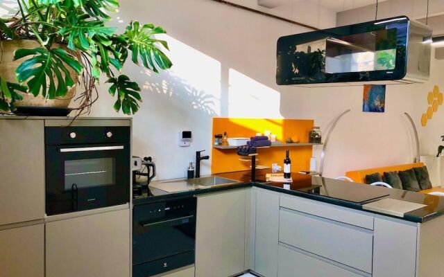 Design Family Apartment in Leiden Center 6p & Baby