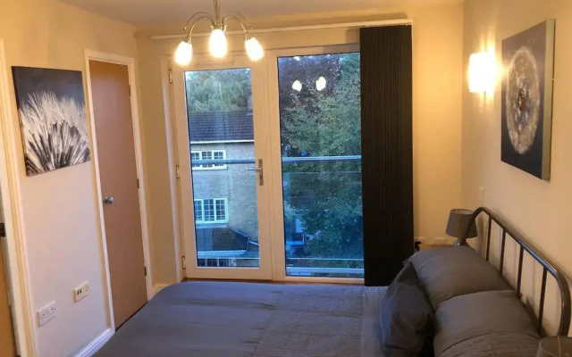 River-meadow View Apartment 27 Skipper Way