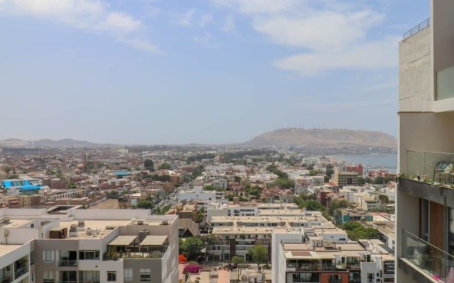 w Amazing Loft w Terrace and View in Barranco