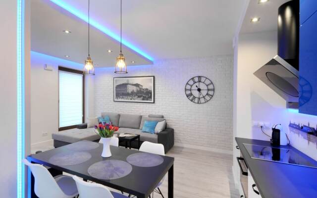 P&O Apartments Solec 13 with AC