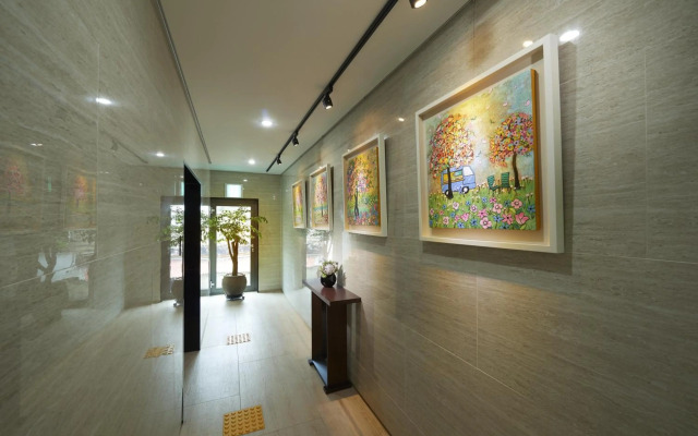 Benikea Jungmun Hotel