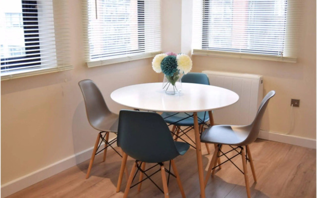 Morland House Apartments