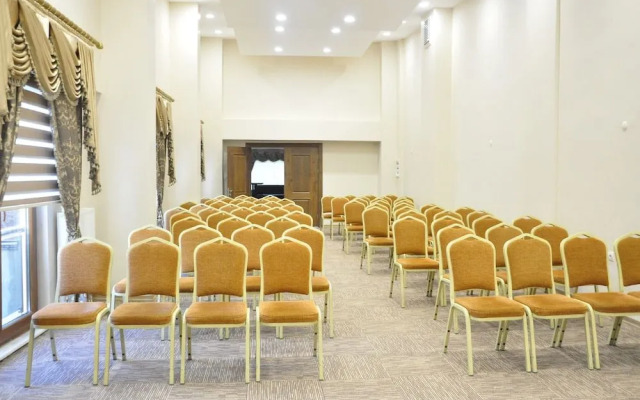 Aygur Hotel