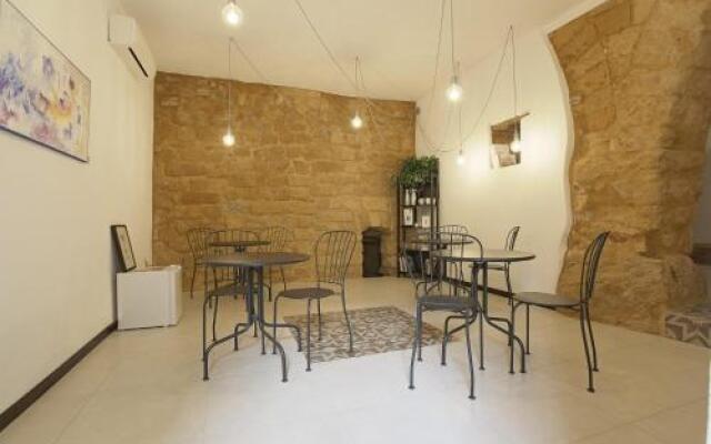 Cortile Baronello