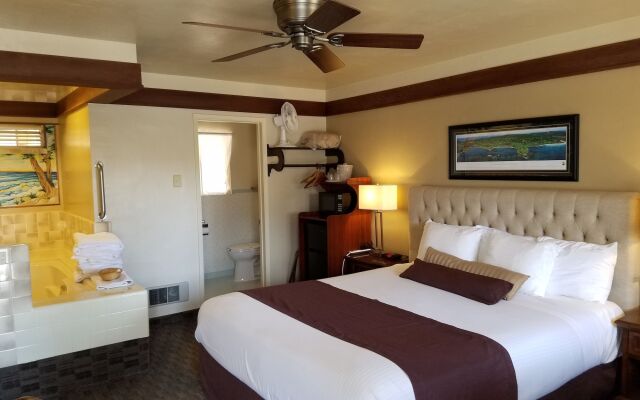 Lone Oak Lodge
