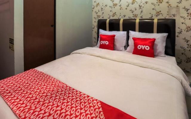 OYO 3375 Sumatera Agustinekost Syariah