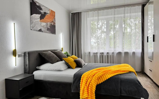 Bragin HILL (Брагин Хилл) на улице Маршала Жукова 40