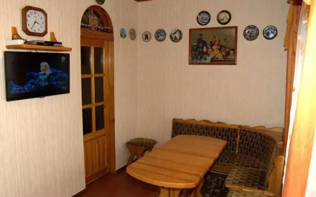 U Kremlya Guest House