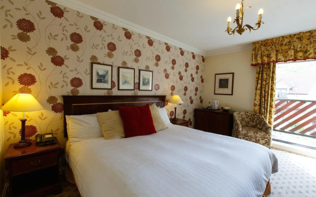 Kingston Lodge Hotel