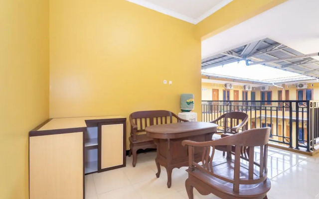 OYO Life 3003 Wisma Handayani Syariah
