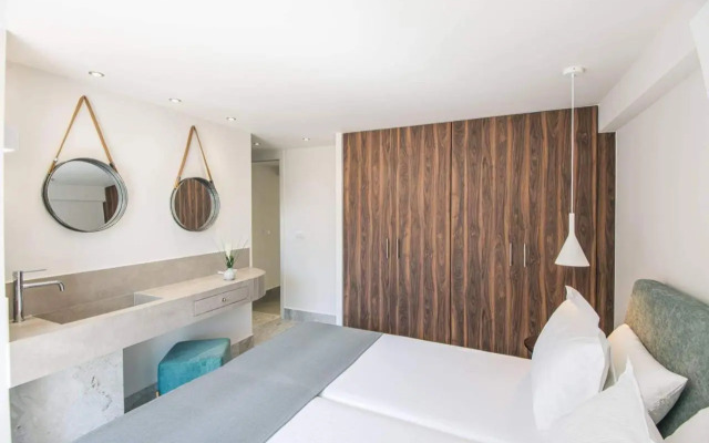 Nama Sea Side Suites