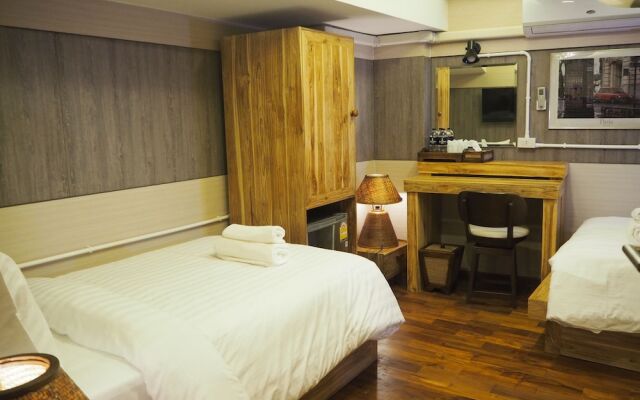 Sleep Walker Hotel Nawarat Bridge