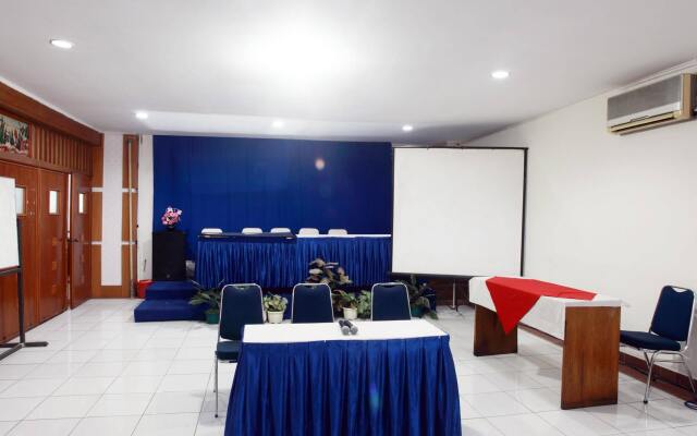 Alexander Hotel  Tegal