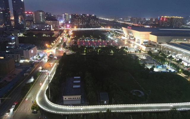 Ji Hotel (Zhengzhou East Railway Station)