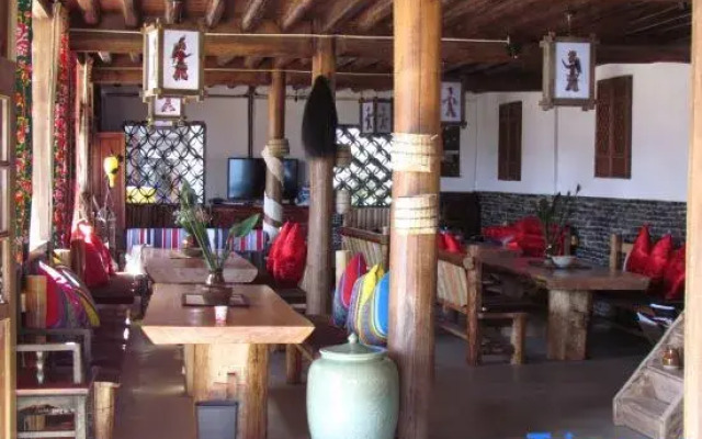 Rujia Inn