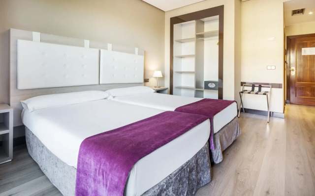 Hotel ILUNION Golf Badajoz