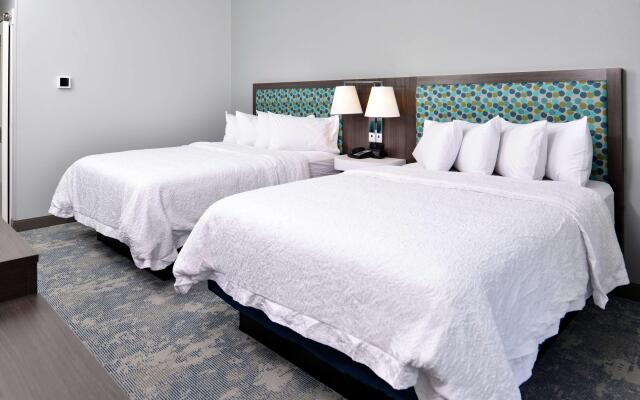 Hampton Inn Cedar Falls Downtown