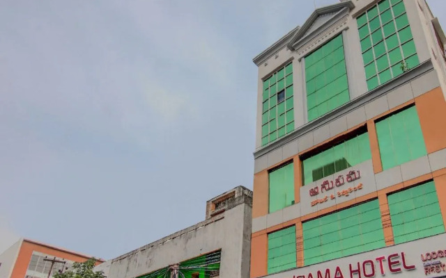 Oyo 14323 Anupama Hotel