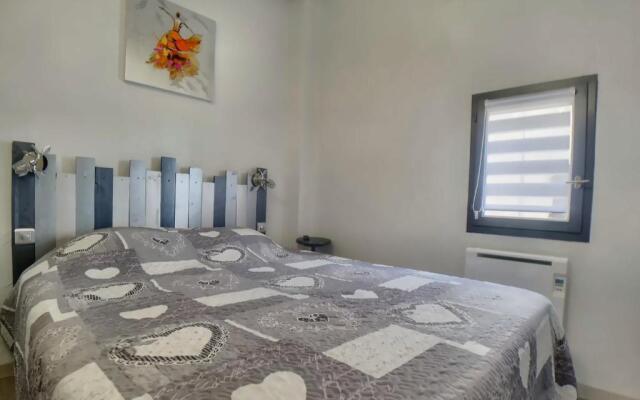 Appartement Saintes-Maries-de-la-Mer, 6 pièces, 8 personnes - FR-1-475-72
