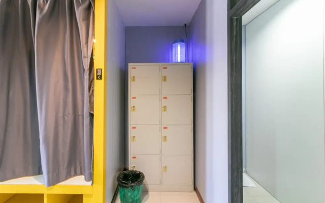 The Rooftop Residence Hostel