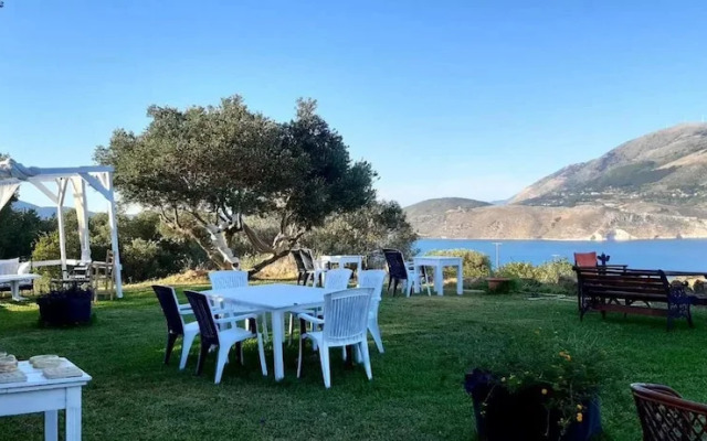 Secret Garden Hideaway in Kefalonia
