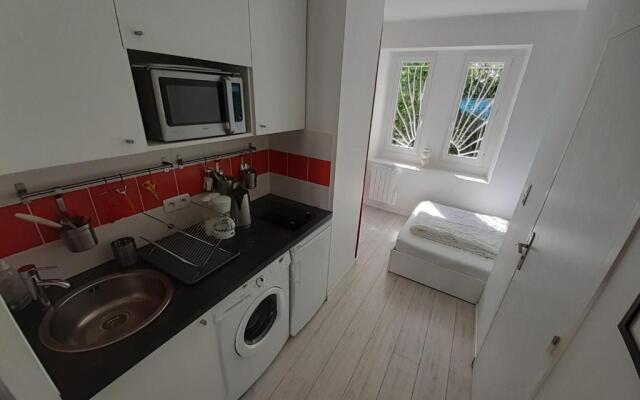 Appartement Biarritz, 1 pièce, 2 personnes - FR-1-239-760