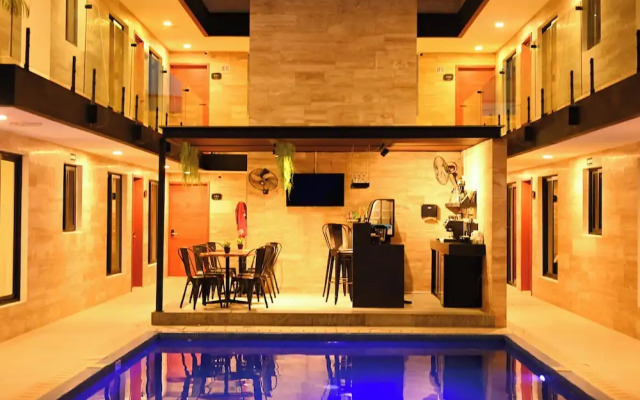 Hotel 28