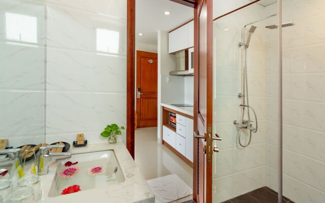 Salamander Hotel and Apartment