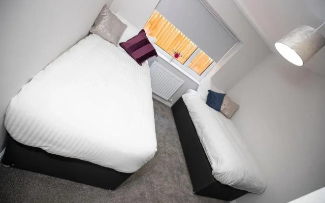 Lynwood House Hotel
