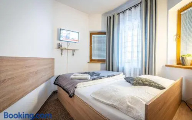 Willa Cicha Woda III