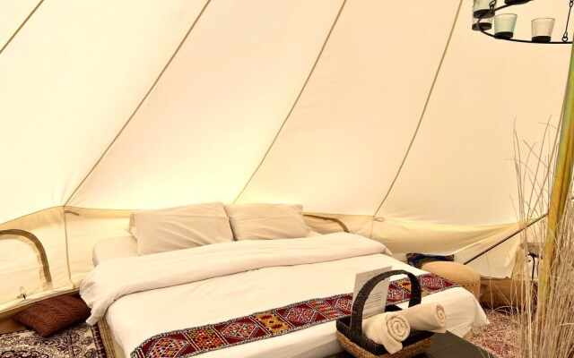 Starwatching private camp - Oman Desert Private Camp
