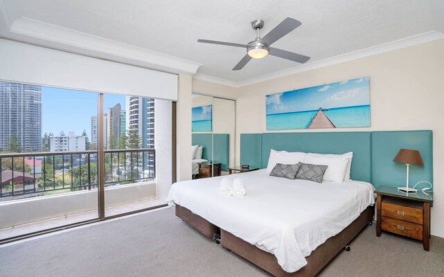 Stunning Sea and Ocean Views Apt