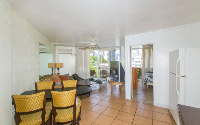 Hawaiian Ebbtide Condos