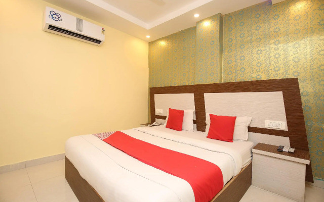 OYO 12258 Royal Residency