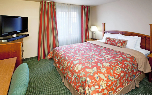 Staybridge Suites Cincinnati North by IHG