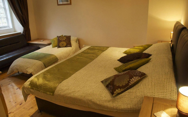 George Inn Tideswell