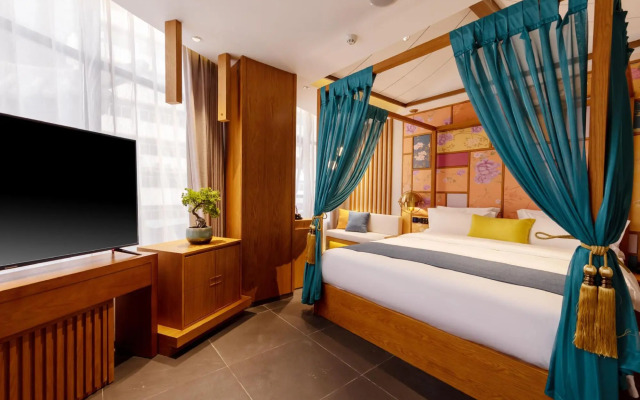 TRUE GO Hotel (Guangzhou Sun Yat-sen University Lujiang Subway Station)