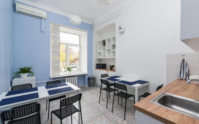 One bedroom. Luxery. 9 Kostelna str. Near Maidan